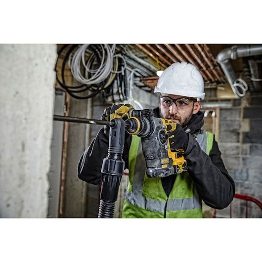 18V XR børsteløs 24 mm SDS-Plus slagdrill med hurtigutløsende chuck (QCC) – Naken