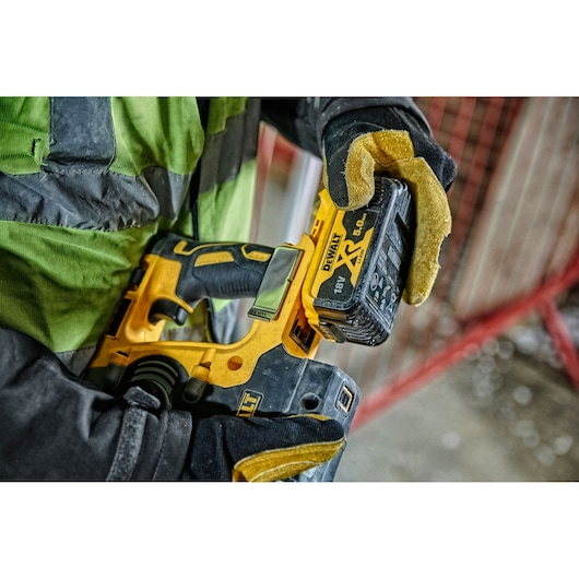 18V XR børsteløs 24 mm SDS-Plus slagdrill med hurtigutløsende chuck (QCC) – Naken