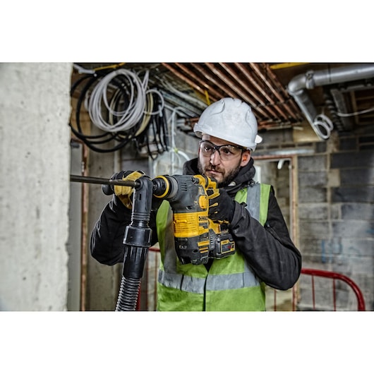 54V XR Flexvolt børsteløs borhammer med 3 funksjonsvalg - 2 x 6.0 Ah