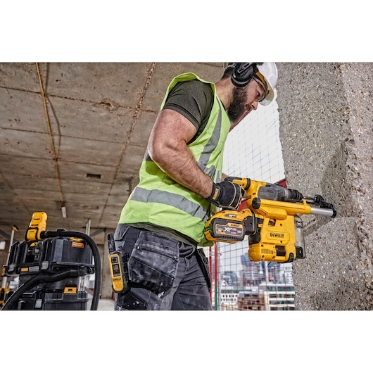 BORHAMMER SDS-PLUS 54V XR FLEXVOLT BØRSTELØS MED 3 FUNKSJONER OG HURTIG BYTTBAR CHUCK