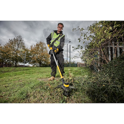 18V XR BØRSTELØS STRENGTRIMMER - BARE ENHET
