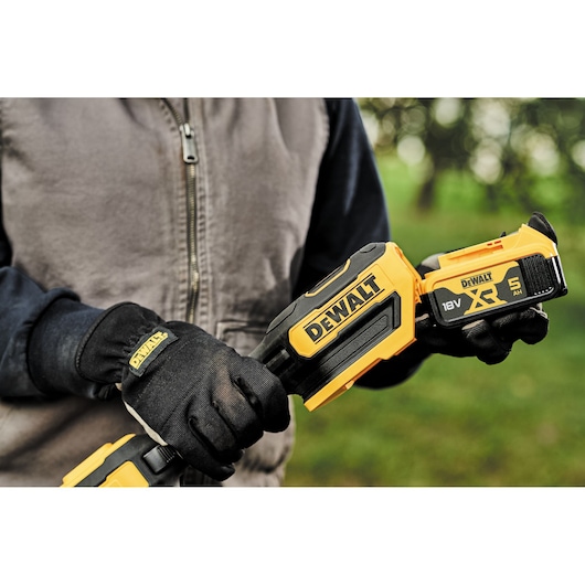 18V XR strengtrimmer - 1x 5,0 Ah
