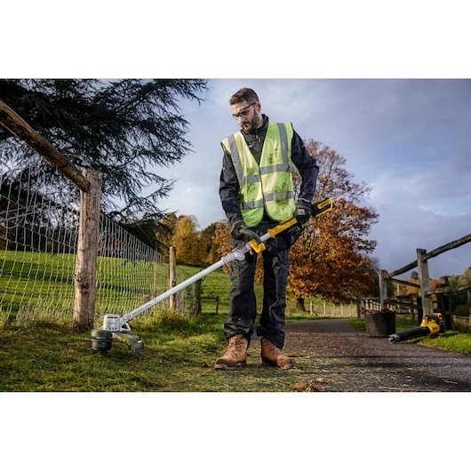 18V XR strengtrimmer - 1x 5,0 Ah