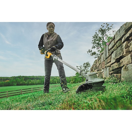 18V XR strengtrimmer - 1x 5,0 Ah