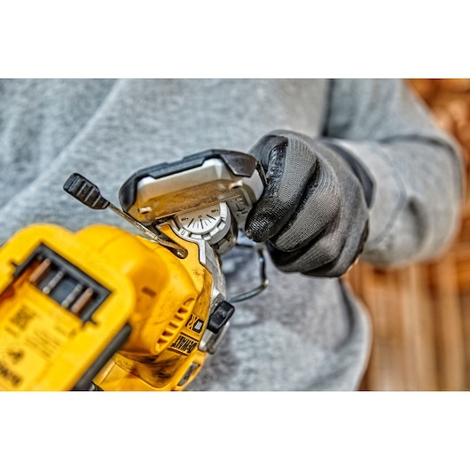 18V XR Stikksag, børsteløs - 2 x 5.0 Ah