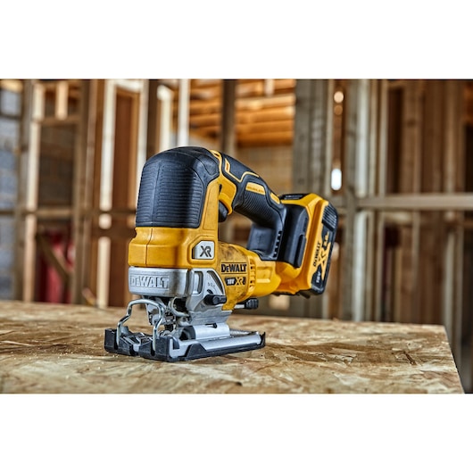 18V XR Stikksag, børsteløs - 2 x 5.0 Ah