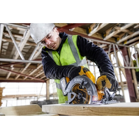 54V XR FLEXVOLT 190 mm Sirkelsag – NAKEN
